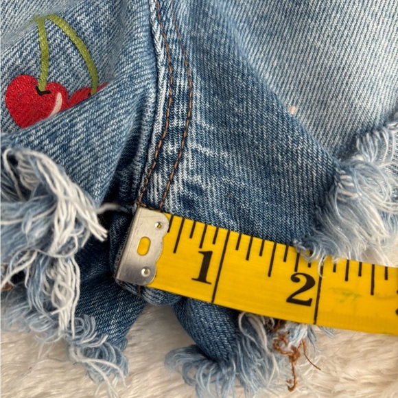 Aeropostale Vintage High Rise Shorty Shorts  Cherry And Daisy Print Women Sz 0 - Picture 7 of 7